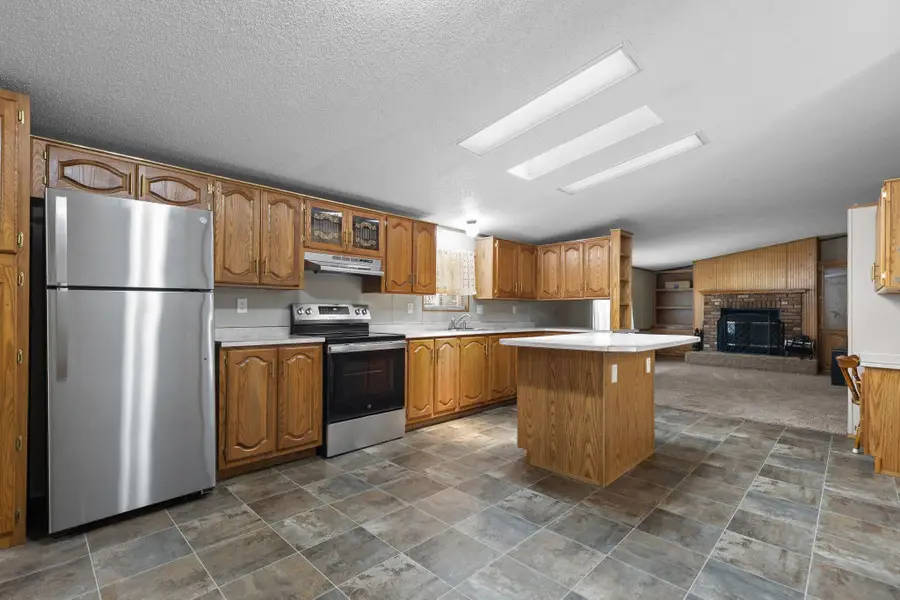 E2614 Marion Lane, Waupaca, WI 54981-8424 - #2