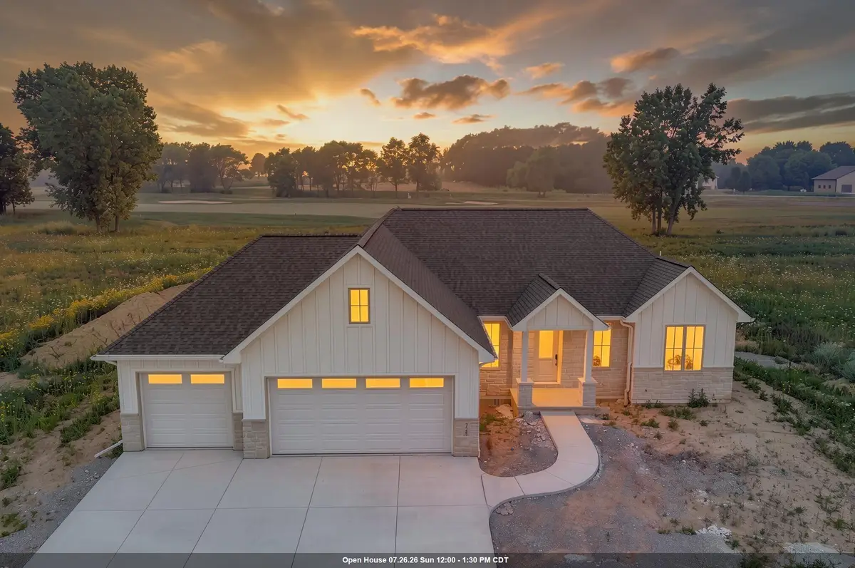 728 Royal St Pats Drive, Wrightstown, WI 54180 - #1