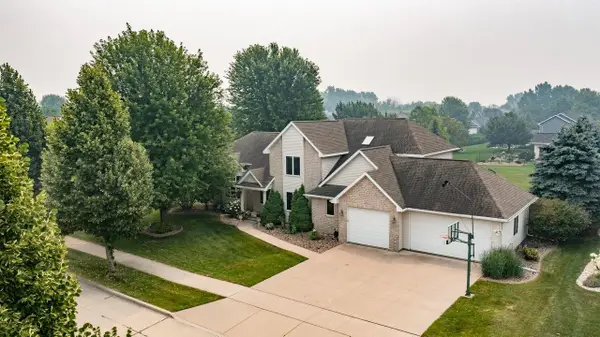 2703 E Corridor Drive, APPLETON, WI 54913
