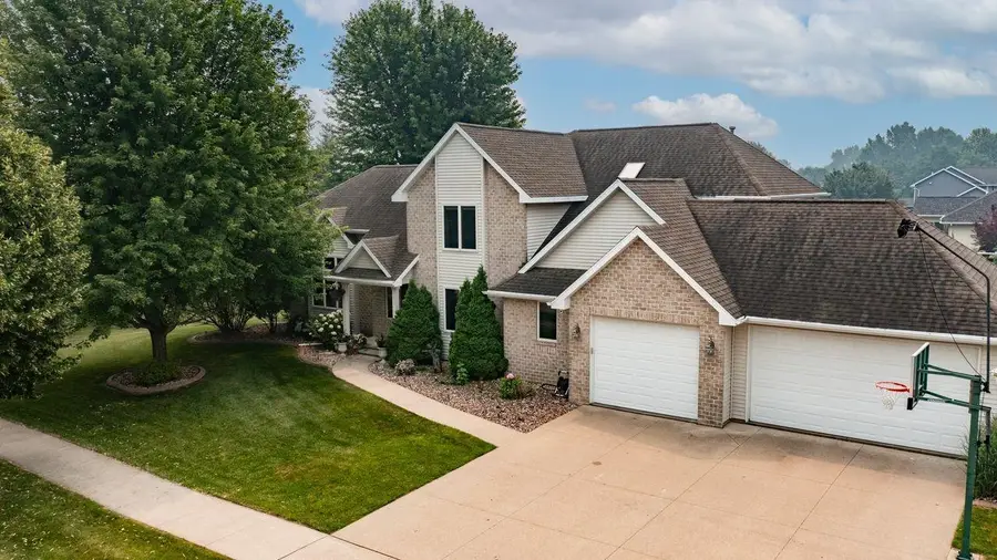 2703 E Corridor Drive, Appleton, WI 54913 - #2