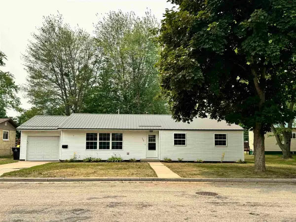 139 N Wood Avenue, PESHTIGO, WI 54157-9999