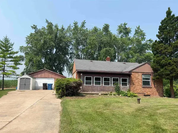 N2591 Meade Street, APPLETON, WI 54913