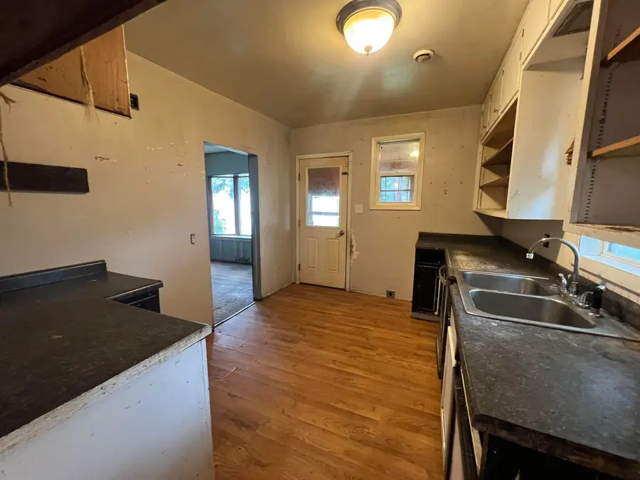 511 Frank Avenue, Algoma, WI 54201 - #3