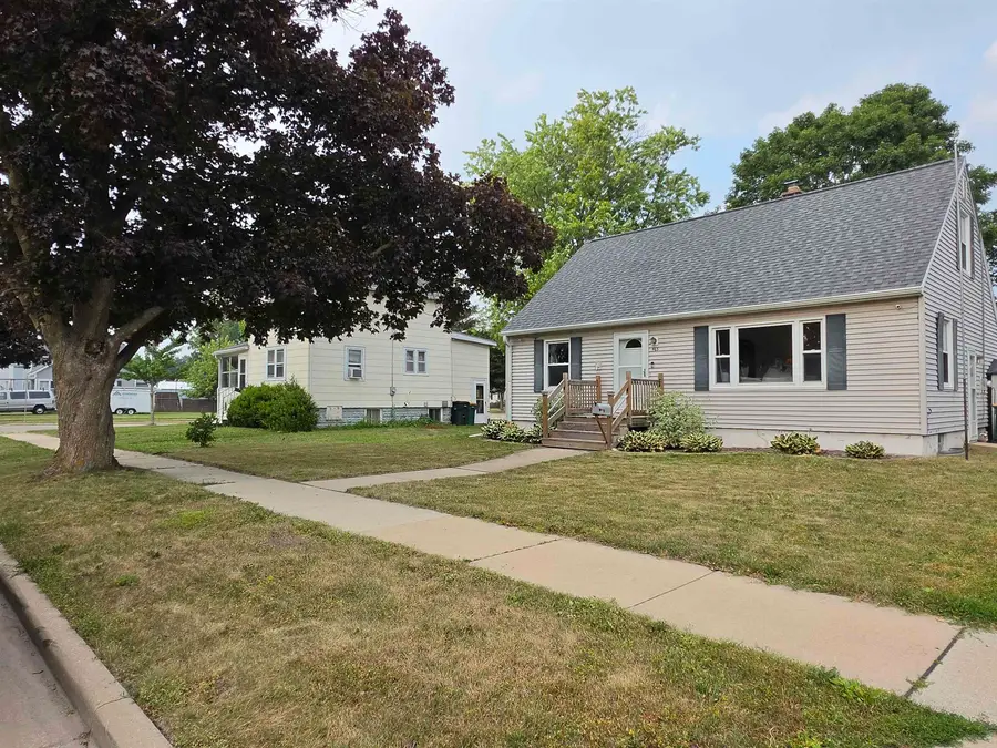 465 Walker Street, Fond Du Lac, WI 54935 - #2