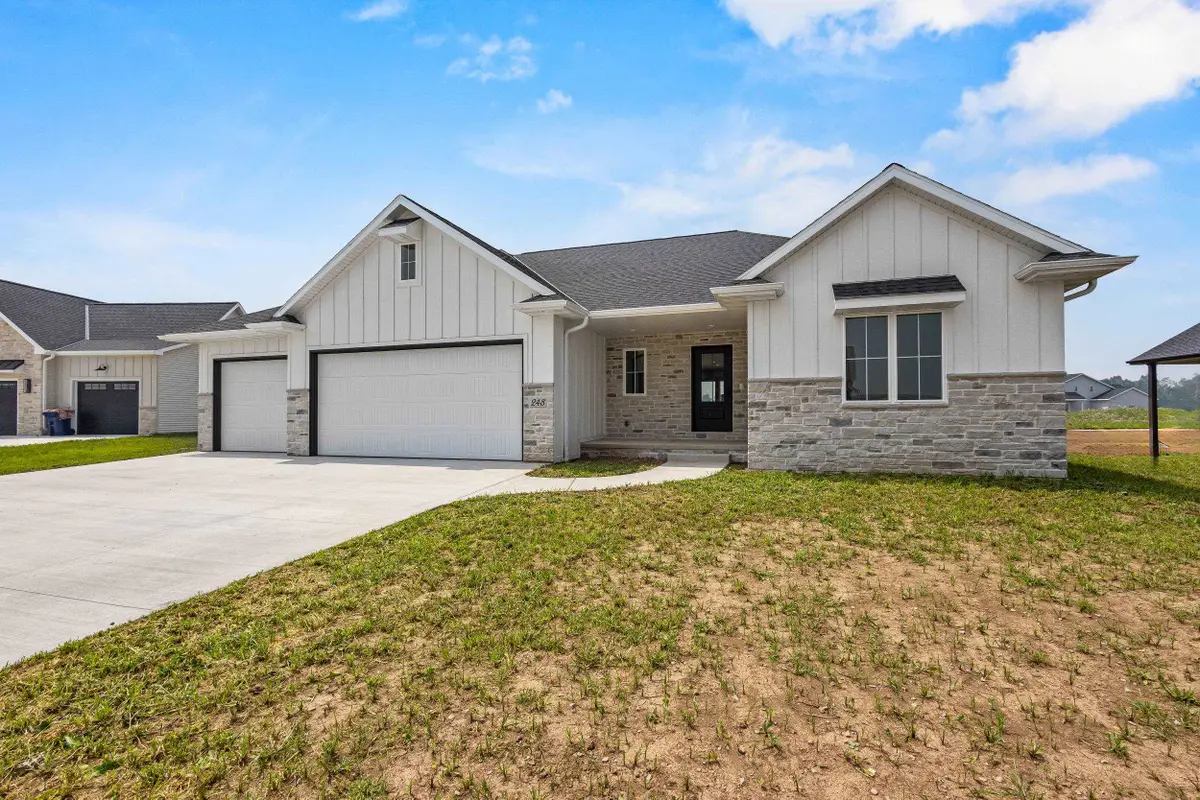 248 Kerrigan Drive, Wrightstown, WI 54180 - #1