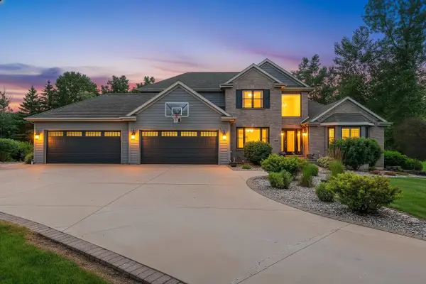 3401 Knox Lane, NEENAH, WI 54956