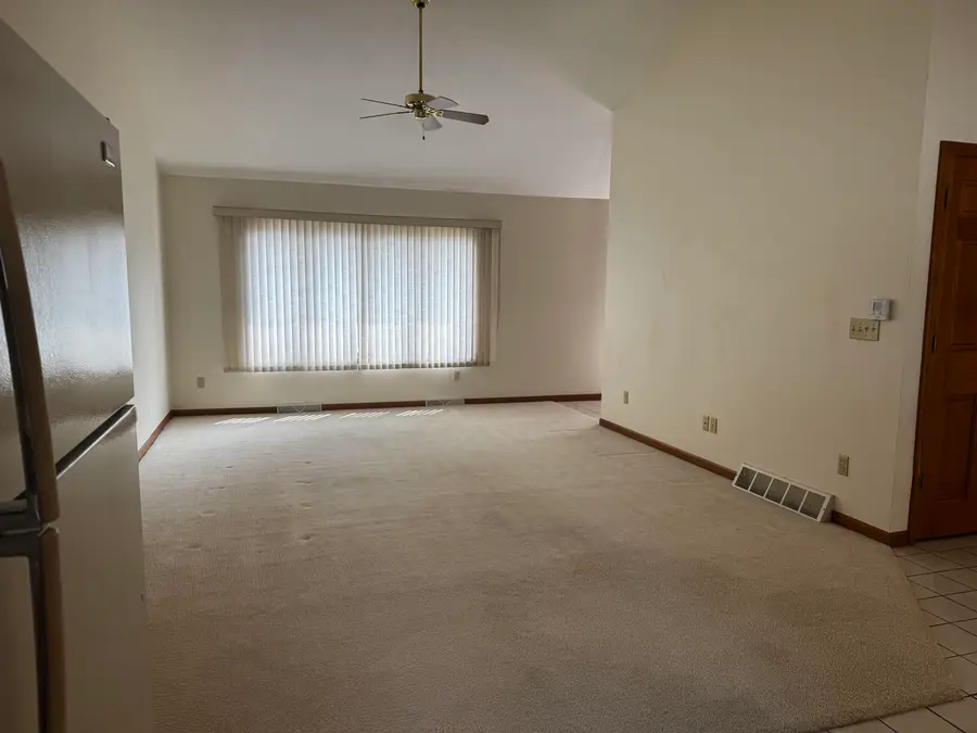 178 E Pioneer Road, Fond Du Lac, WI 54935 - #3
