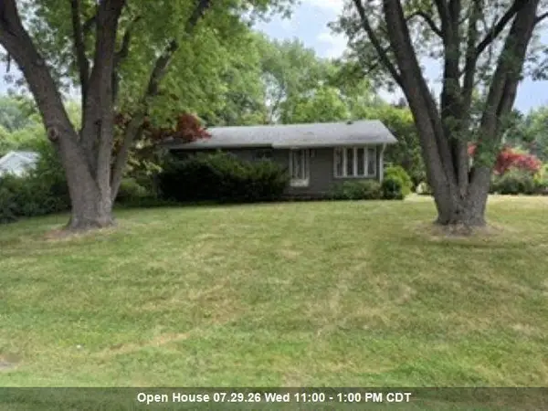 14625 W Brian Road, NEW BERLIN, WI 53151-3806