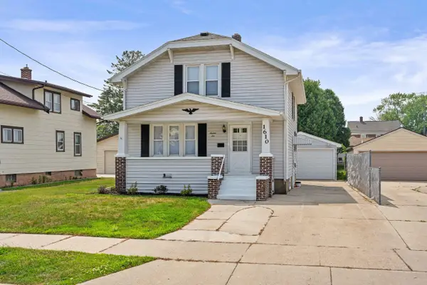 1610 S 14th Street, MANITOWOC, WI 54220
