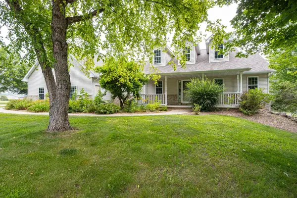 E9051 Rocky Mountain Drive, NEW LONDON, WI 54961
