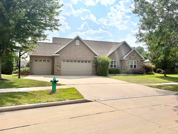 2701 E Glenhurst Lane, APPLETON, WI 54913-8086