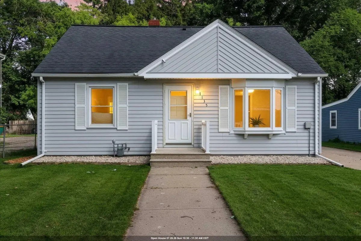 1135 Wirtz Avenue, Green Bay, WI 54305 - #1