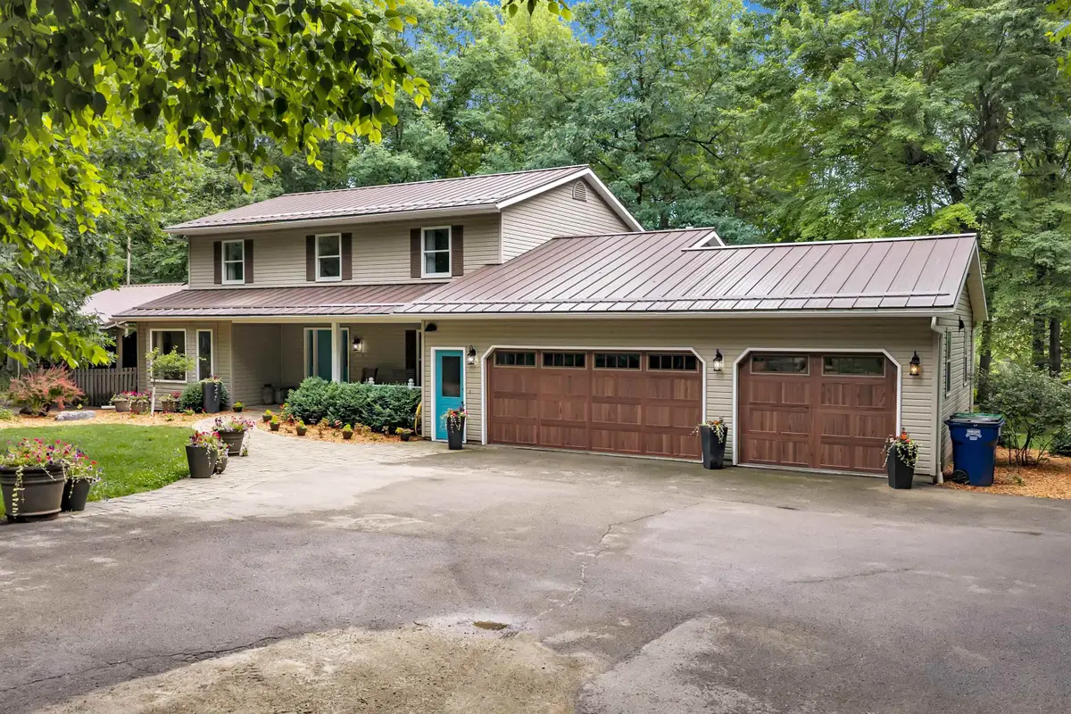 E2400 Lamplighter Lane, Waupaca, WI 54981 - #1