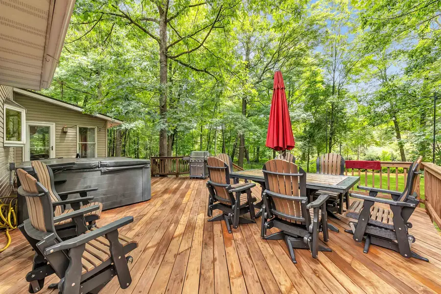 E2400 Lamplighter Lane, Waupaca, WI 54981 - #2