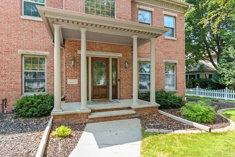 3901 N Millwood Drive, Appleton, WI 54913 - #2