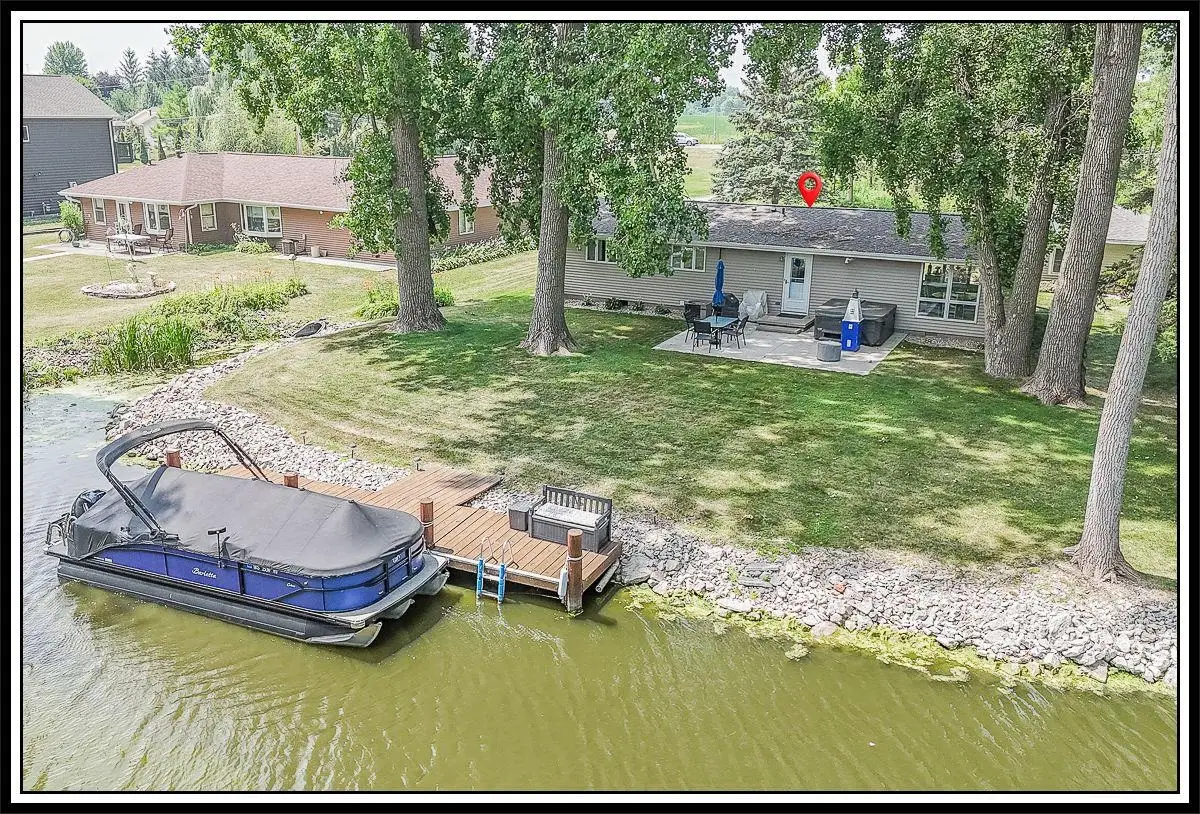 6752 Lee Harbor Lane, Oshkosh, WI 54902-9106 - #1