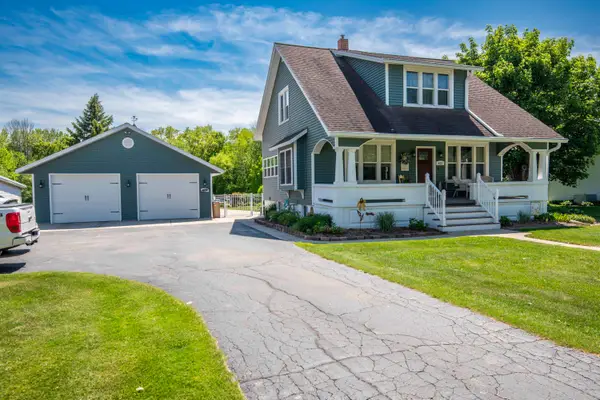 413 Highridge Avenue, DENMARK, WI 54208