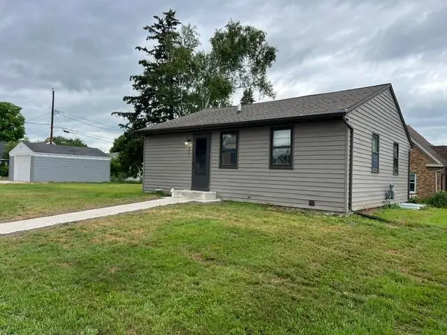 807 Vliet Street, Kewaunee, WI 54216 - #1
