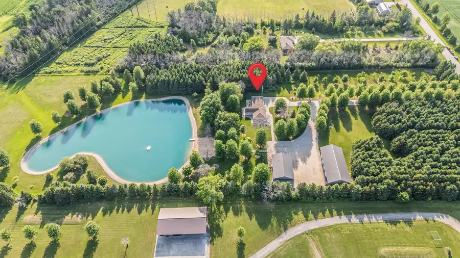 W2221 County Rd Uu, Appleton, WI 54913 - #3