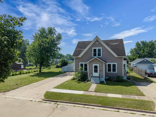 524 Bruce Street, NEW LONDON, WI 54961