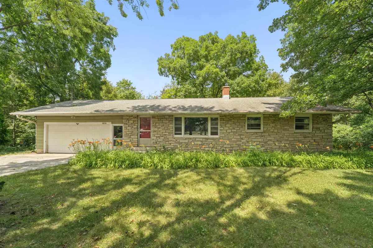 W4159 Gladstone Beach Road, Fond Du Lac, WI 54937 - #1
