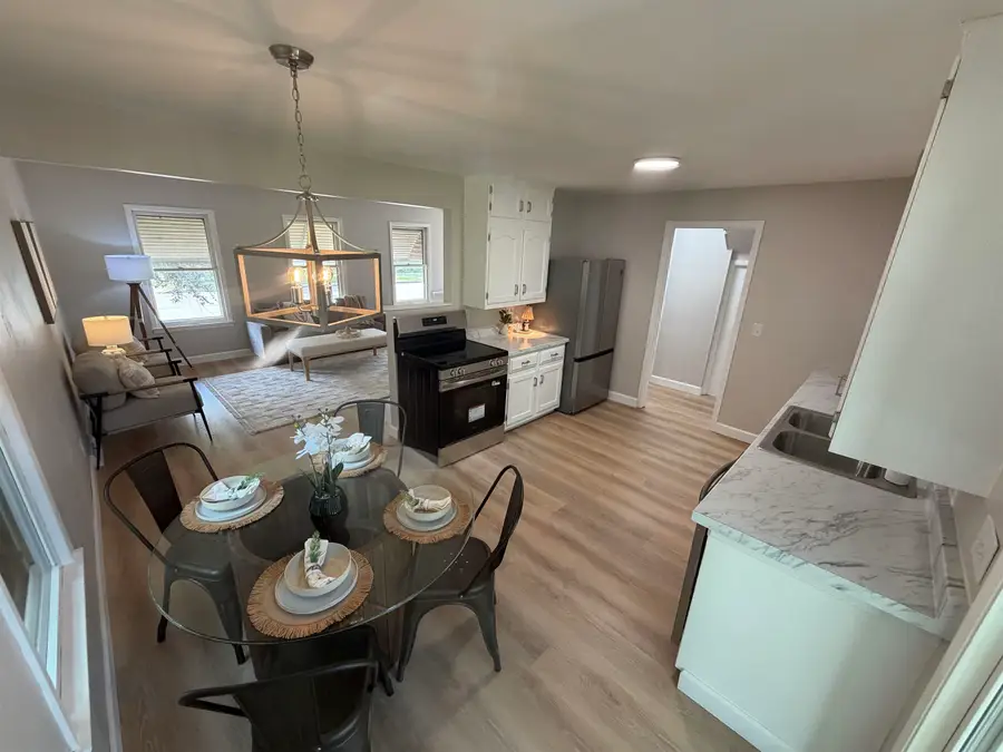 928 Harney Avenue, Oshkosh, WI 54901-5433 - #2