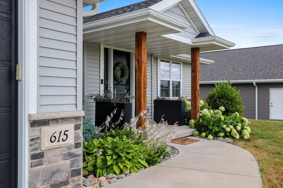 615 Diversity Drive, De Pere, WI 54115-7128 - #2