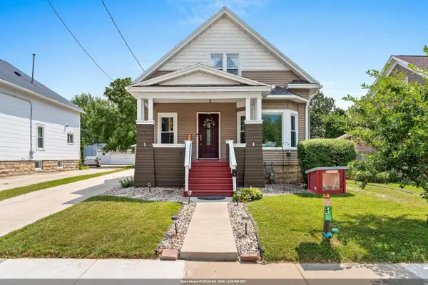 823 W 4th Avenue, OSHKOSH, WI 54902
