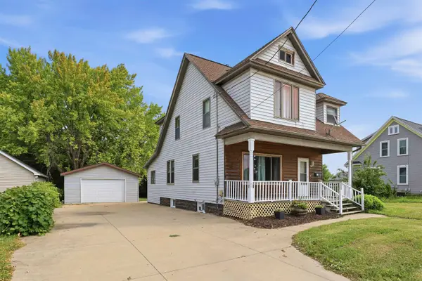738 3rd Street, MENASHA, WI 54952