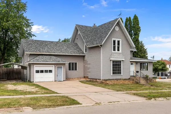 503 S Shawano Street, NEW LONDON, WI 54961-1343