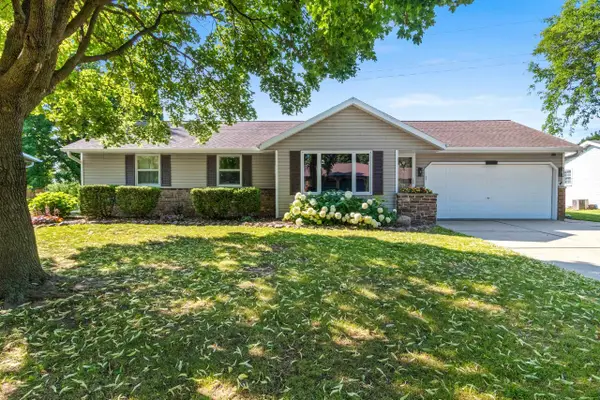 3008 Gilbert Drive, GREEN BAY, WI 54311