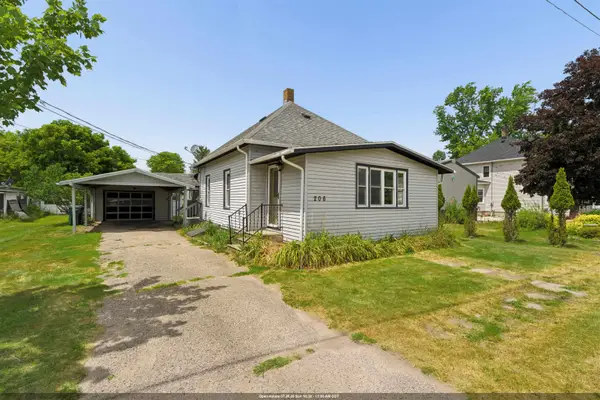 206 Steger Street, REDGRANITE, WI 54970