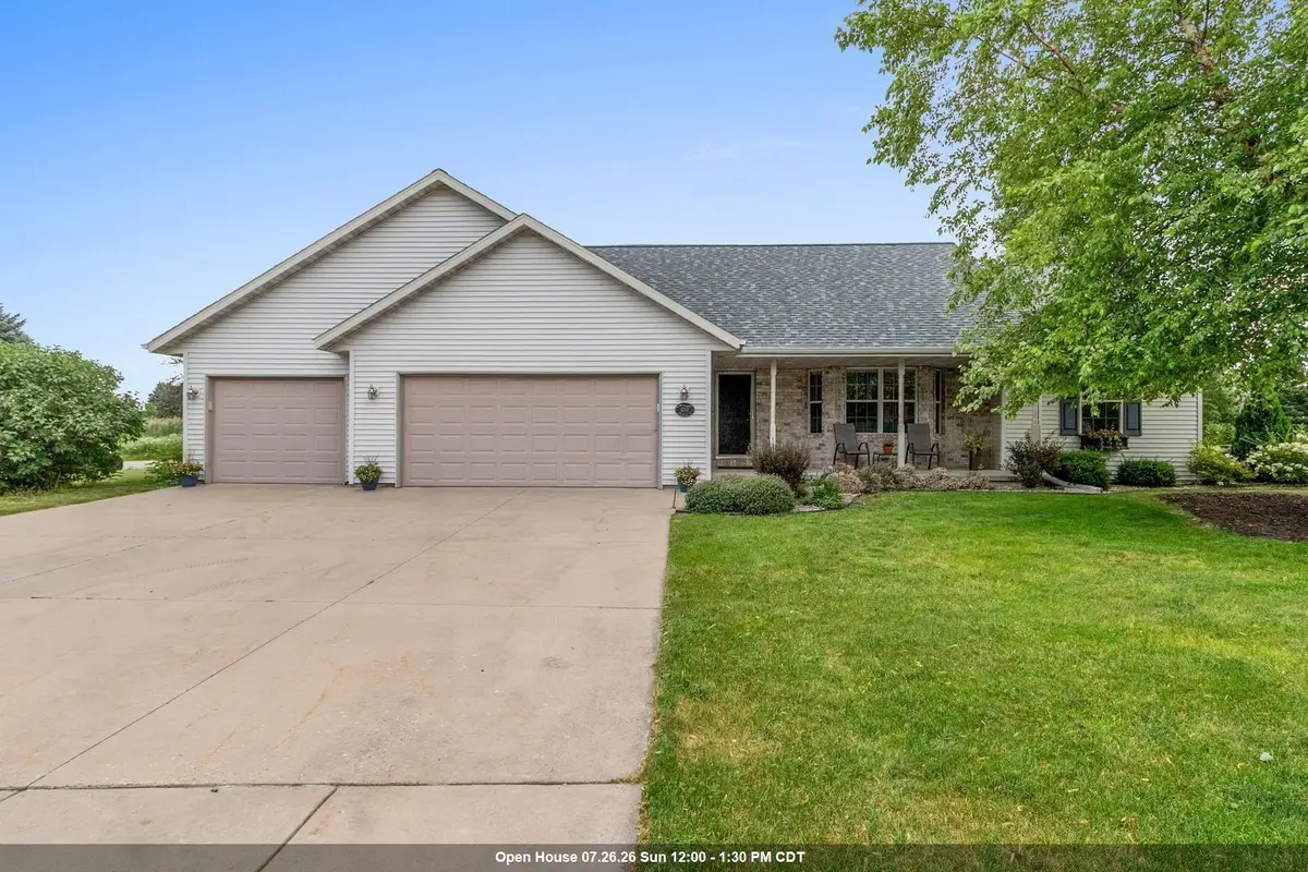 1717 Emerald Drive, Green Bay, WI 54311-5046 - #1