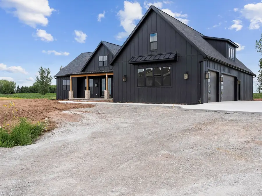 1471 Rockland Heights Road, De Pere, WI 54115 - #2