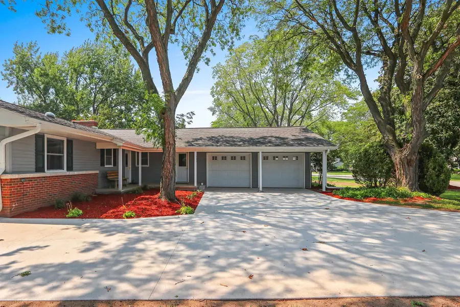 281 Roselawn Boulevard, Green Bay, WI 54301-1303 - #2