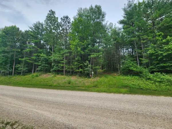 N11866 Menominee Shores Drive, WAUSAUKEE, WI 54177