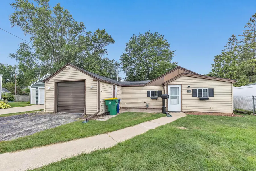 1110 Wirtz Avenue, Green Bay, WI 54304 - #2