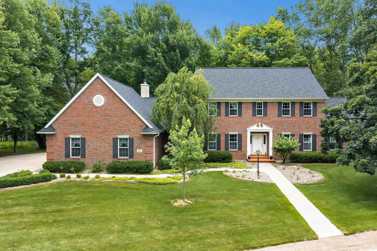 1071 Thornberry Creek Drive, Hobart, WI 54155-8618 - #1
