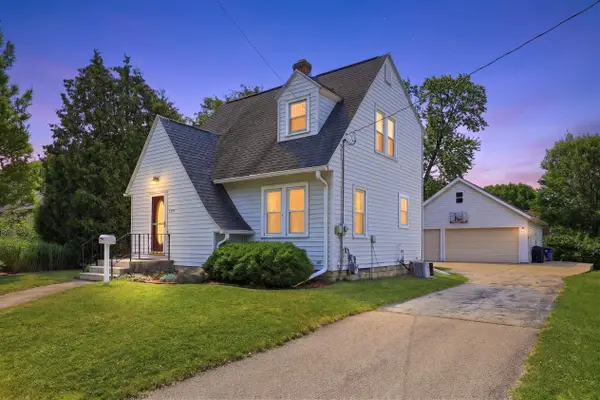 709 2nd Street, MENASHA, WI 54952