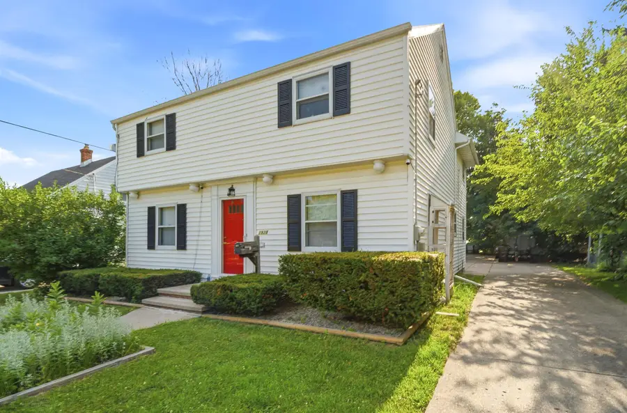 1928 S Lawe Street, Appleton, WI 54915 - #2