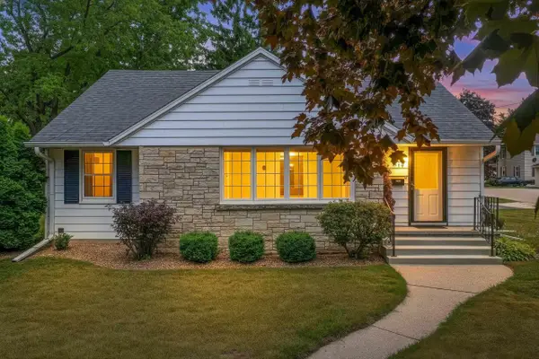 815 Dayton Street, MAYVILLE, WI 53050-9999