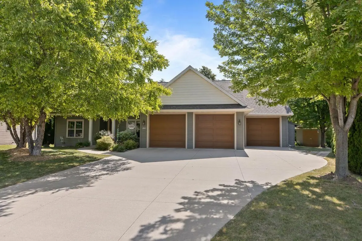 1841 Martingale Lane, Neenah, WI 54956-6382 - #1