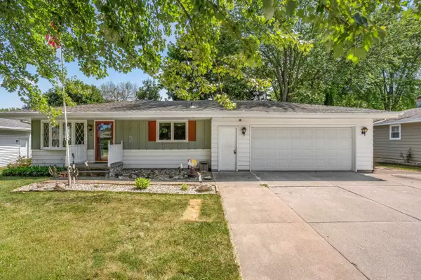 533 Wildwood Drive, KAUKAUNA, WI 54130-3045