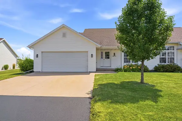 N9678 Hopfensperger Road, APPLETON, WI 54915
