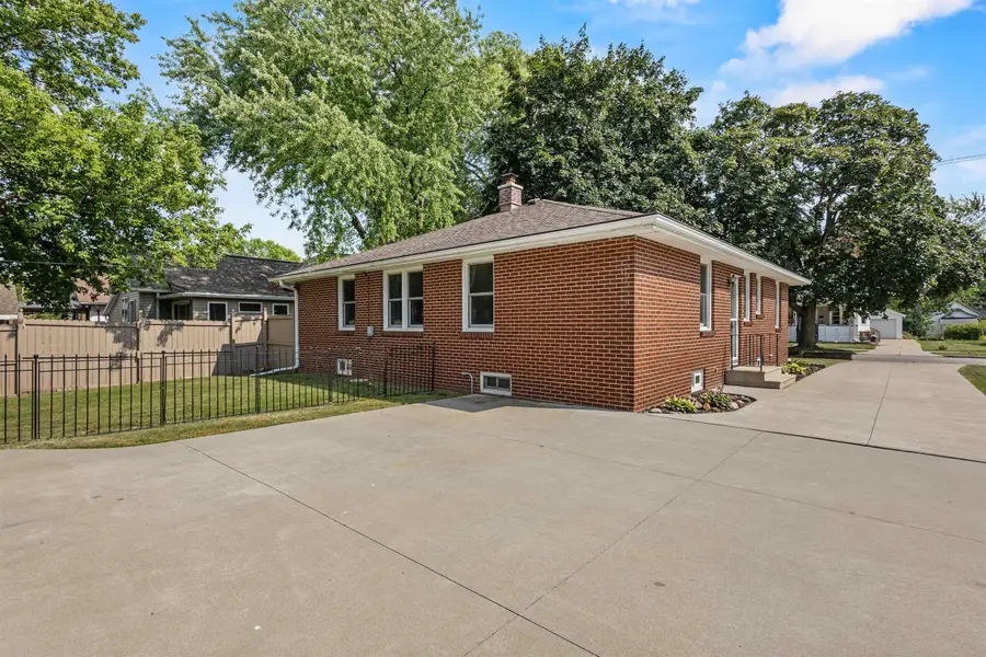 720 2nd Street, Menasha, WI 54952 - #2