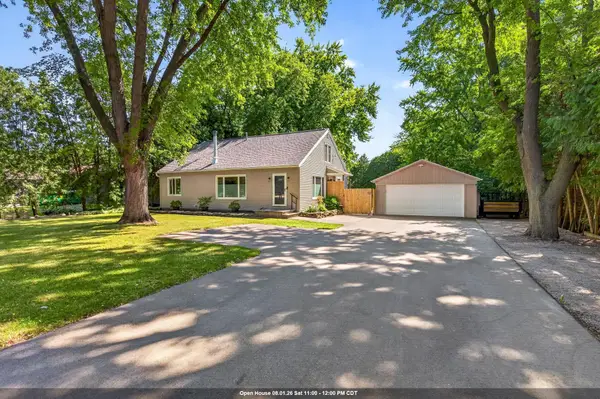 1338 Leonard Point Road, OSHKOSH, WI 54904