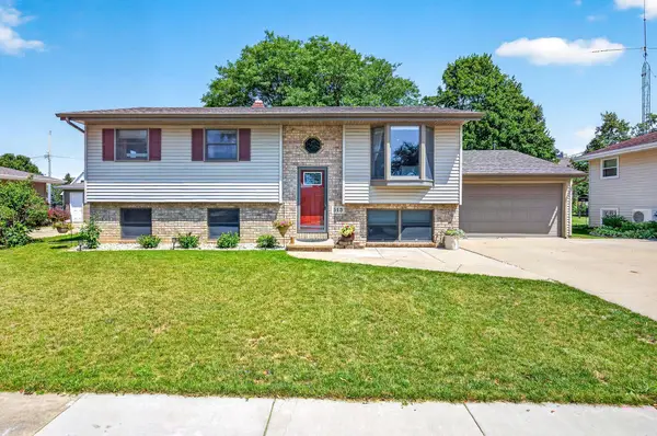 513 Jeffrey Street, COMBINED LOCKS, WI 54113
