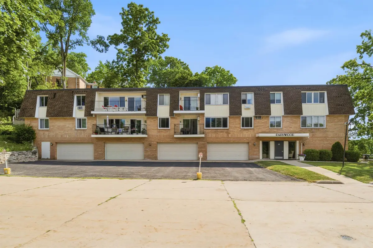 10 Green Bay Court #205, Appleton, WI 54911 - #1