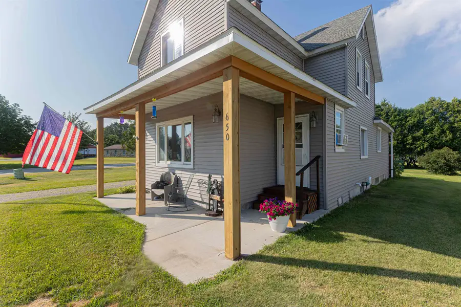 650 Schabow Street, Gresham, WI 54128-0000 - #3