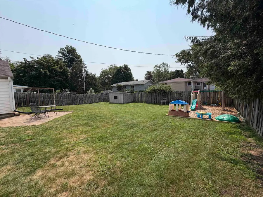 512 Fairview Way, Shawano, WI 54166 - #3